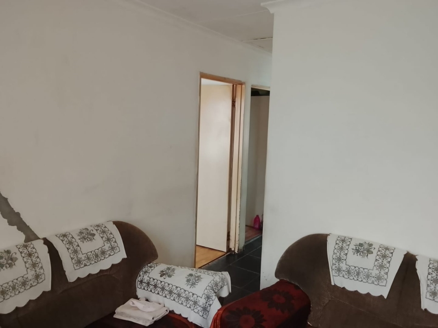  Bedroom Property for Sale in Llitha Park Western Cape
